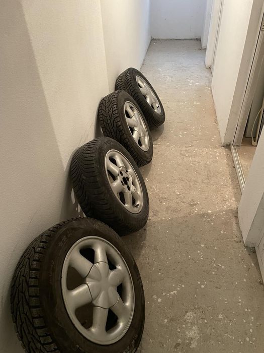 Зимни гГуми с джанти за Renault Megane – 185/65 R15
