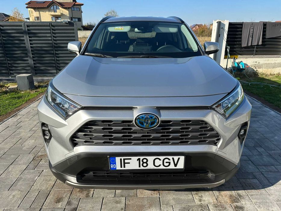 Toyota RAV4 2.5 Hybrid Business Distronic 98.000km 2022