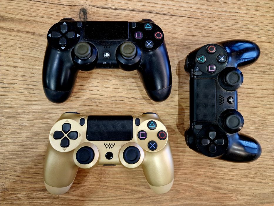 Playstation 4 slim / PS4 Slim + 3 Джоистика + 2 Игри + Кабели