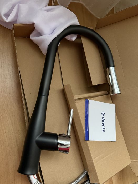 Кухненска мивка с смесител