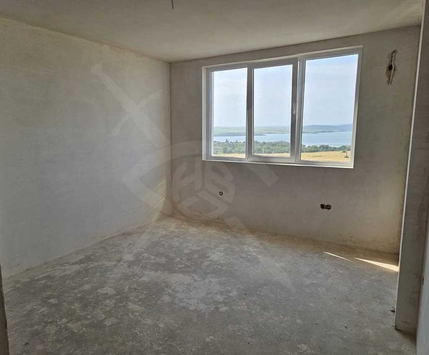 Тристаен апартамент в Меден рудник Б 86371