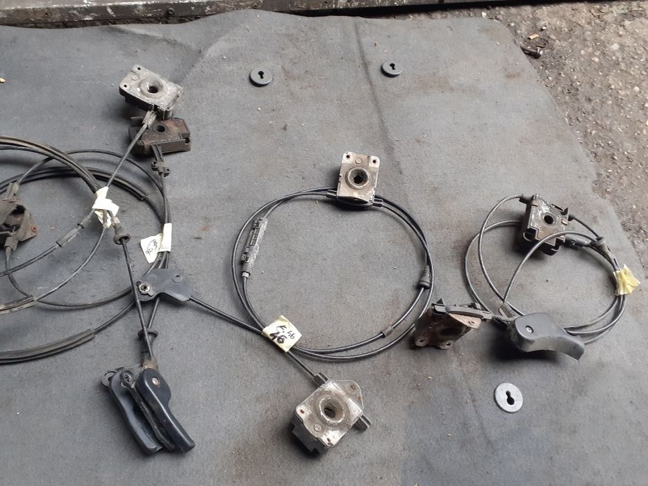 Vand cablu capota bmw e36,e46,e39
