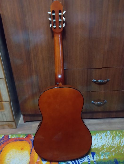 Гитара классическая