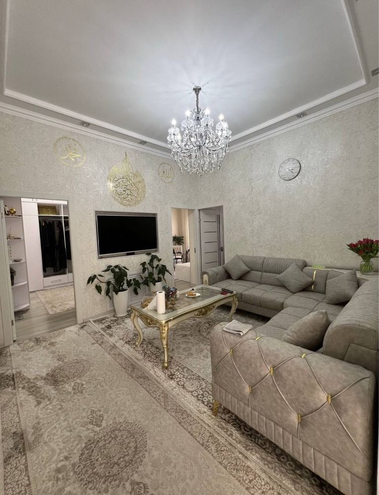 Срочно продается Евродом 2.5 соток 6 комнат, Сергелинский район