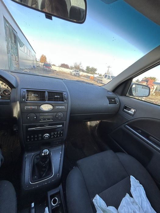 ford mondeo 1.8 gaz si benzina