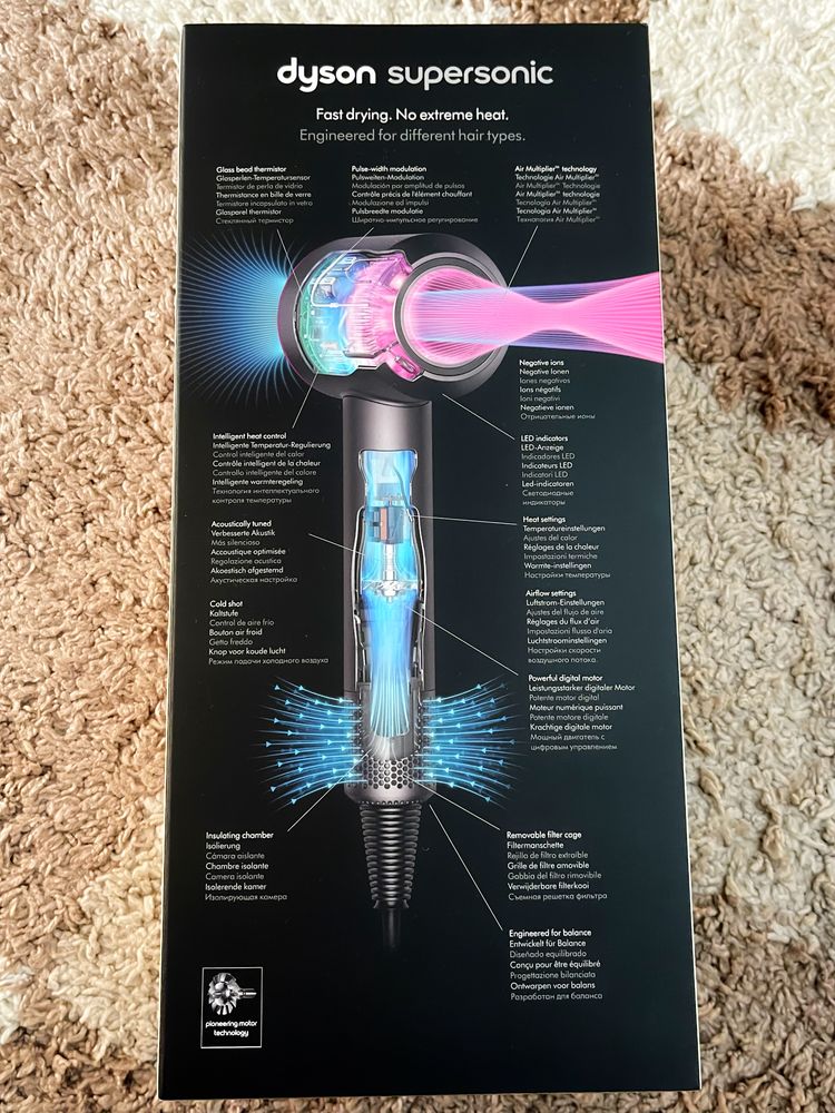 Фен Dyson Supersonic HD03