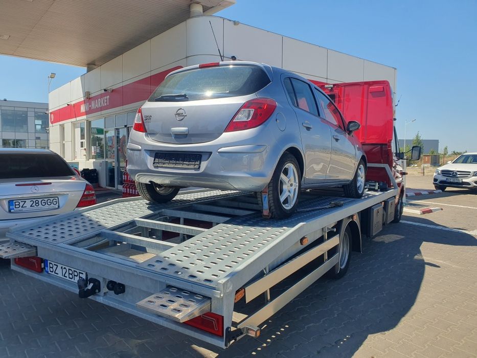 Tractari//Transport auto platforma