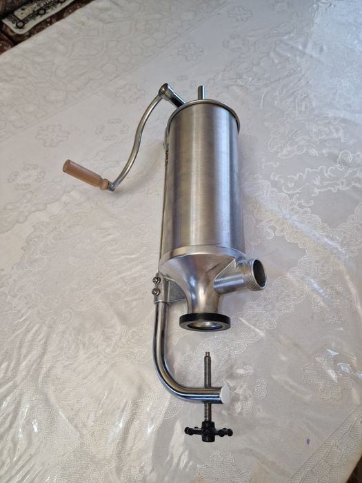 колбасный шприц,  шұжыққа арналған шприц