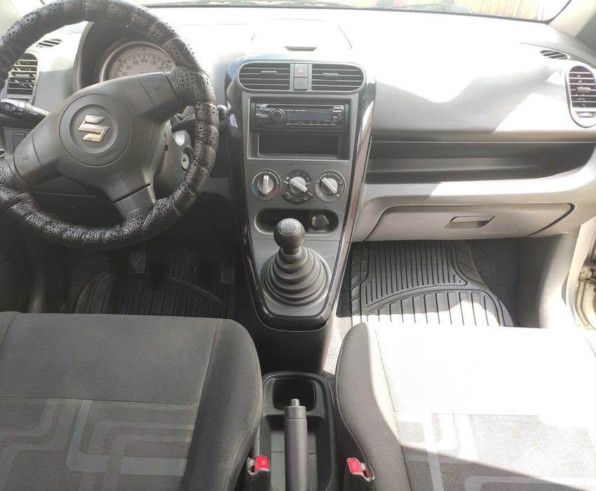 Vand Suzuki Splash ( Opel Agila), 1.0 benzina 2011, 5 usi