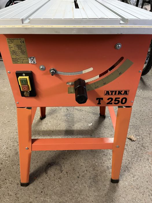 Fierastrau Circular De Masa Atika T250