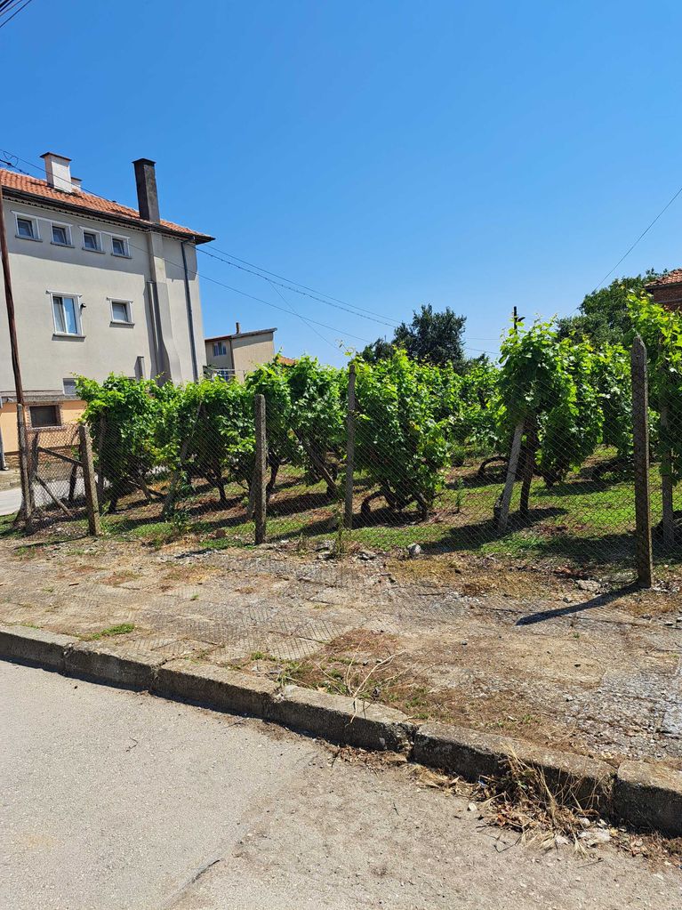 Продава се Парцел в Варна, Младост 1 - 490 кв.м за 62 €/кв.м - Снимка #1