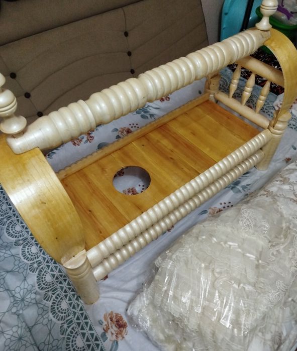 Бешик сотилади янги хамма нарсаси билан