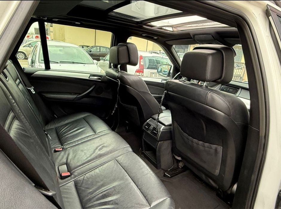 BMW X5 2011 Euro 5,3.0D 245 cp,trapa, top!