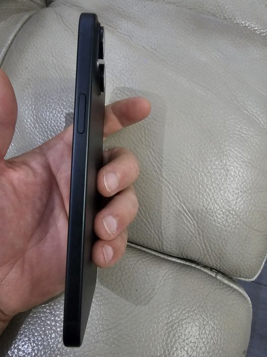 Iphone 15 Plus icloud като Нов