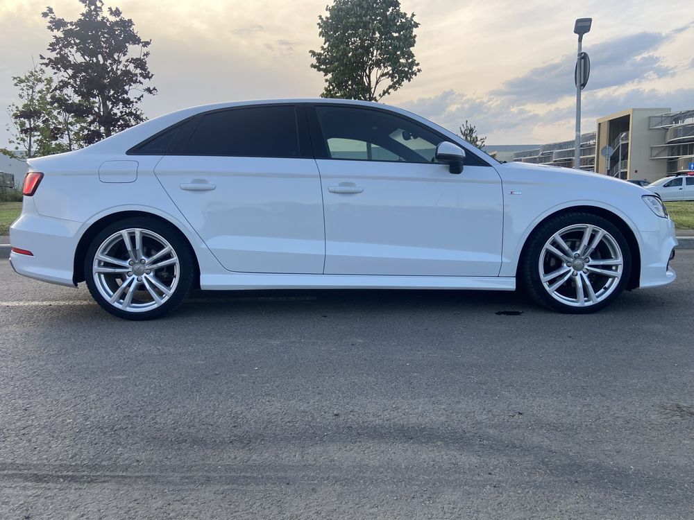 Audi A3 - 2.0 tdi - 2014 - S line interior/exterior