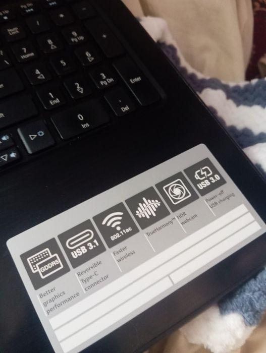 Продаю свой мощный игровой ноутбук Acer