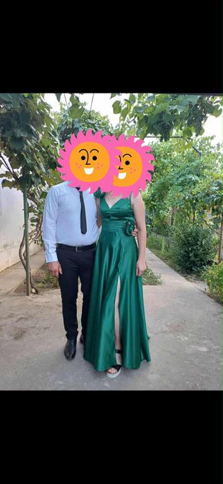 Rochie eleganta .