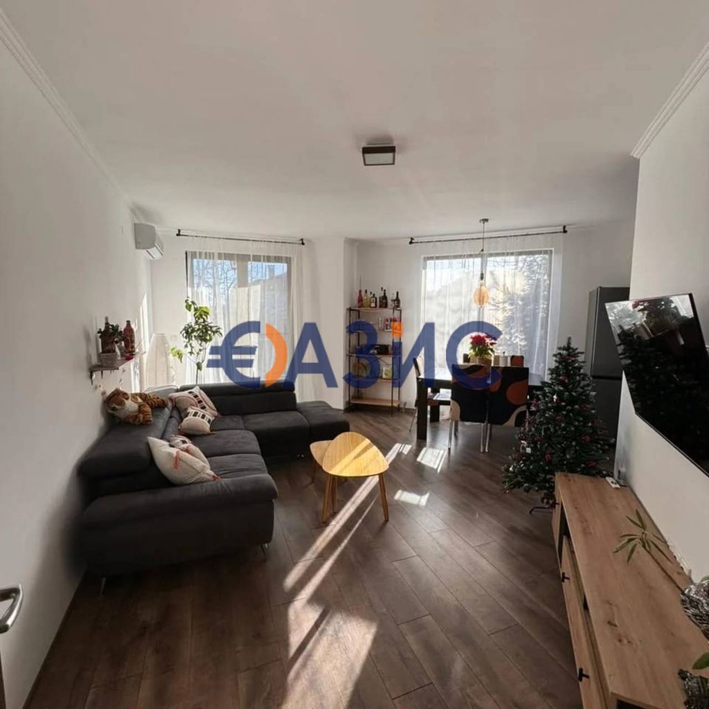 Продава се Четиристаен апартамент в к.к. Слънчев бряг - 137 кв.м за 1095 €/кв.м - Снимка #2