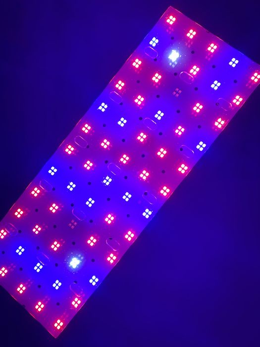 Led grow light lampa ultraviolet perfecta pentru cresterea platelor