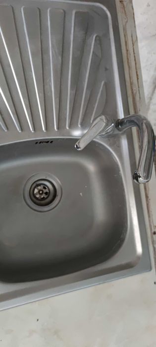 Кухненска мивка с батерия