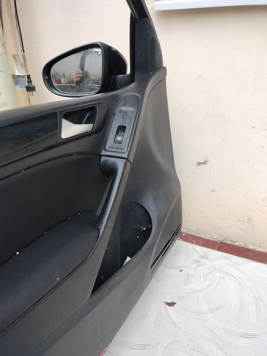 Ușa golf 6 neagră partea stângă