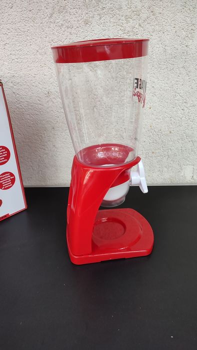 dispenser dozator dozare cereale fulgi de porumb mic dejun kelloggs