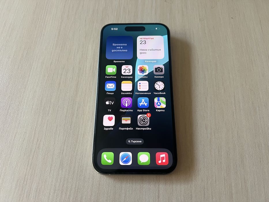 Продавам Apple iPhone 15 Pro 512GB