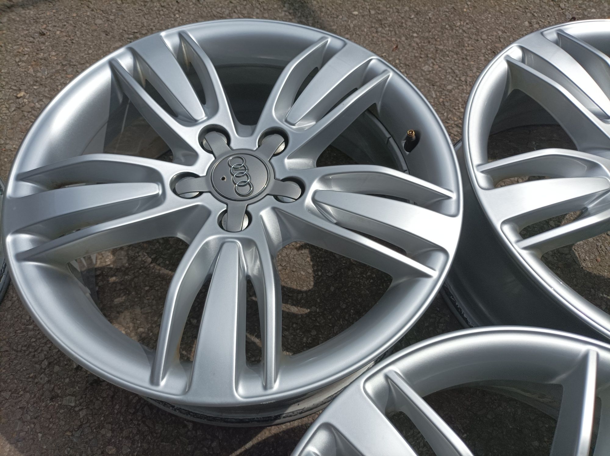 17" оригинални алуминиеви джанти за Audi Q3, Q2/A3./Skoda/Vw.