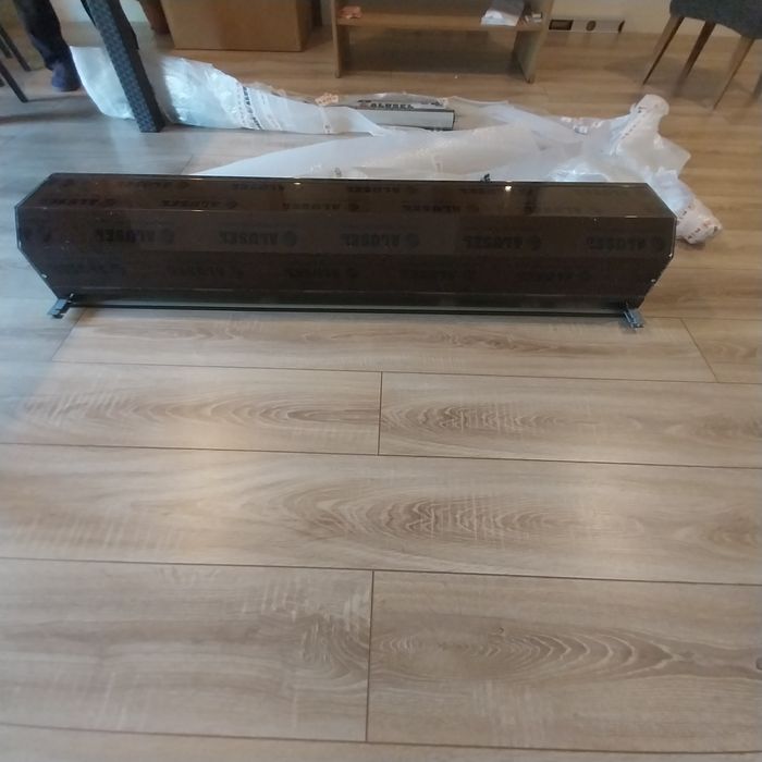 Външна електрическа щора за прозорец