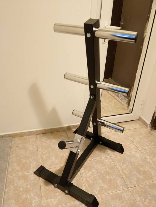 Продавам стойка за тежести ф50