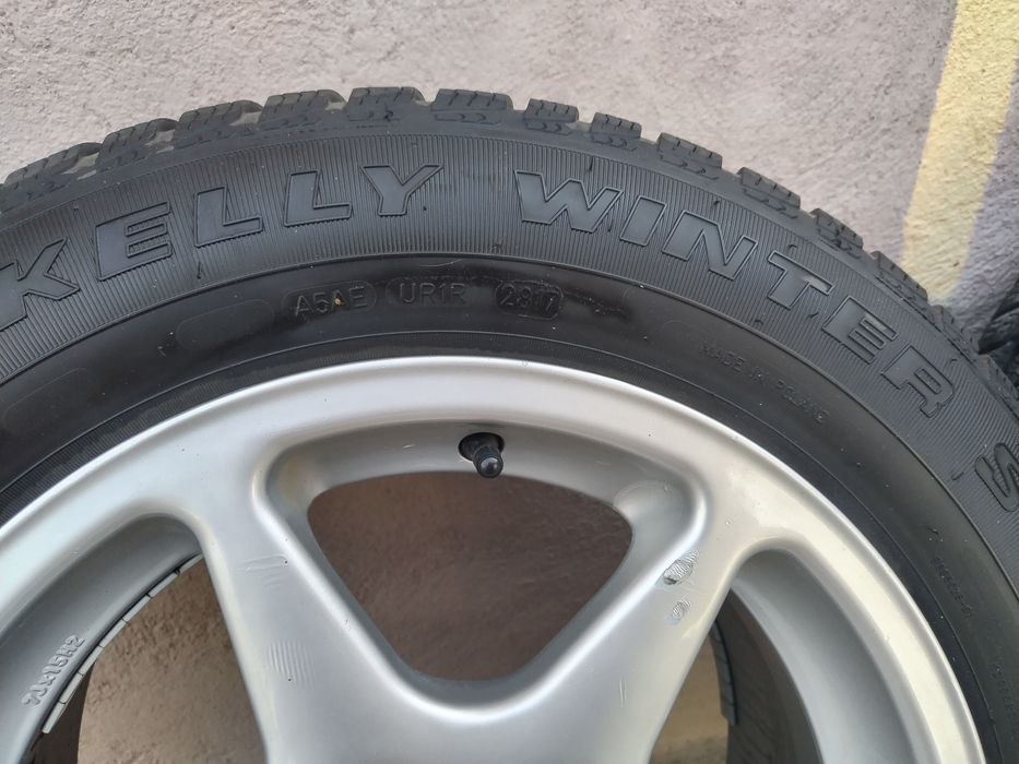 Vand jante bmw cu anvelope de iarna 195/65/15