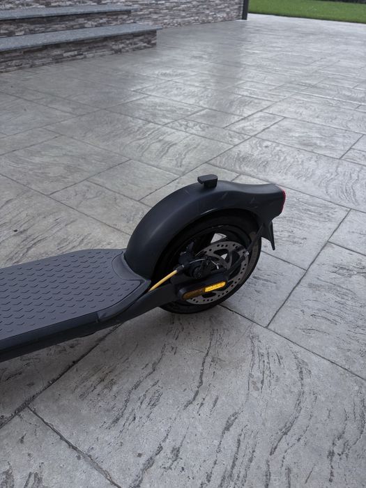 trotineta electrica segway ninebot F40E
