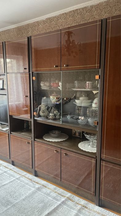 Стенка в гостиную