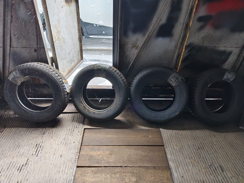 Продам новую зимние шины!