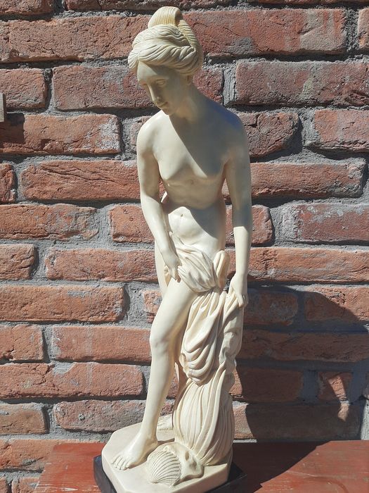 Statuie Venus Alabastru