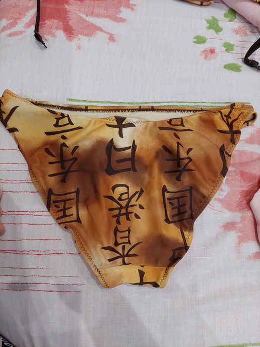 Кафяв бански костюм