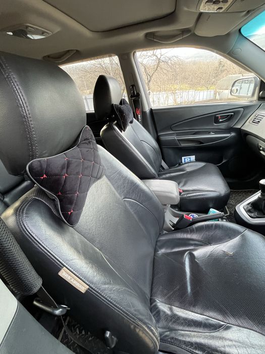 Vand Hyundai tucson 2008 volan dreapta