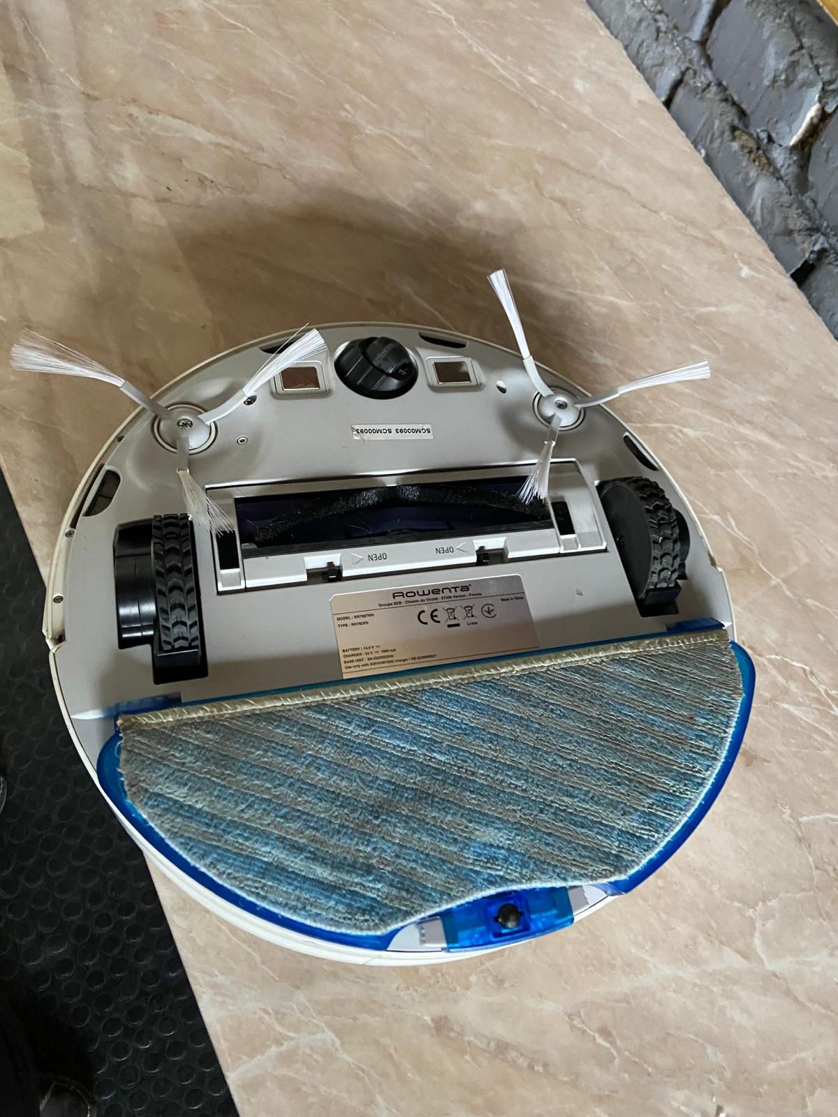 Aspiratoare robot Rowenta modele Xplorer 95