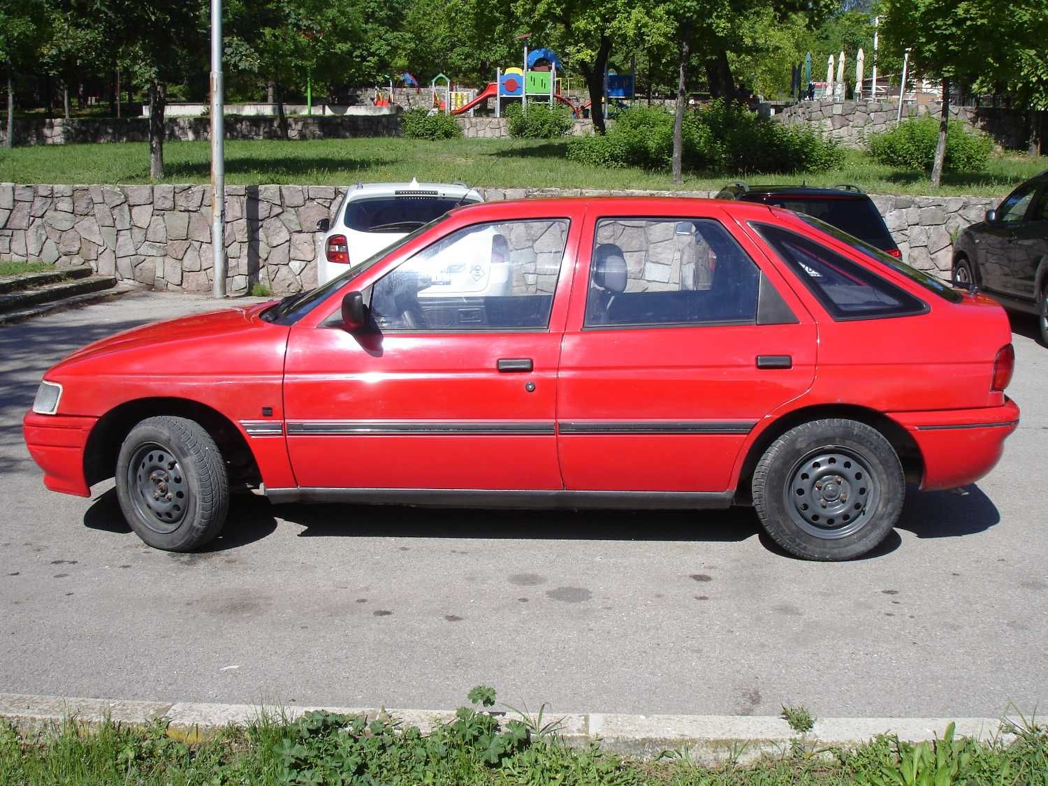 Ford Escort VI 1.6CL 16V (90Hp)