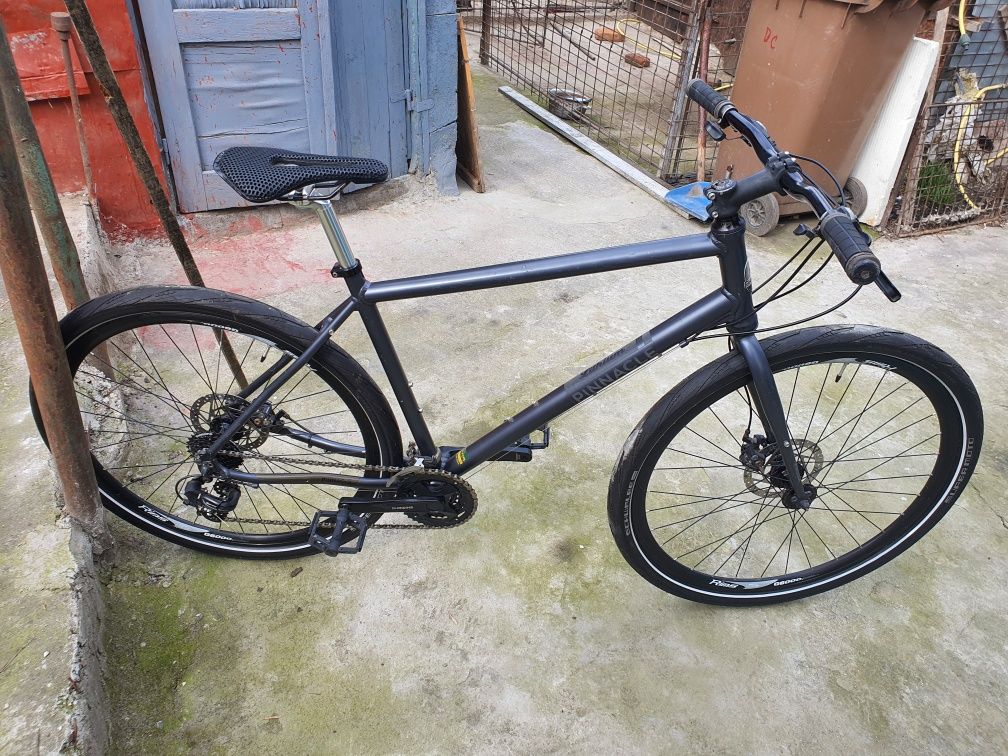 Vând bicicletă pinnacle