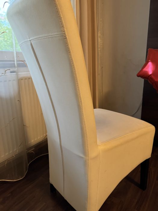Scaune de dining confortabil