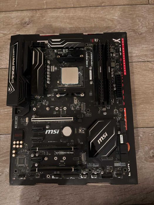 Kit Gaming - AMD Ryzen 7 2700X 4.4GHz, MSI X470, 16GB DDR4 3200MH§