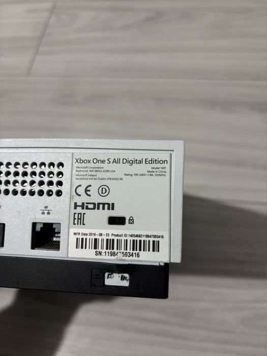 Xbox one s all digital (pret negociabil )