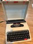 Masina de scris mecanic portabil stil retro vintage