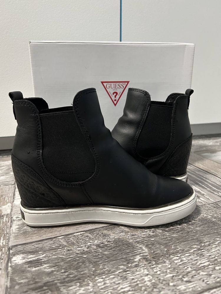Дамски кожени боти Guess размер 36