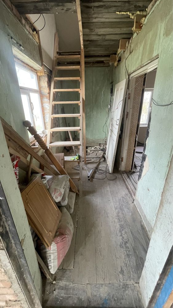 Продам дачу , в Кибрайском р-не поселок майский СВТ Звездочка