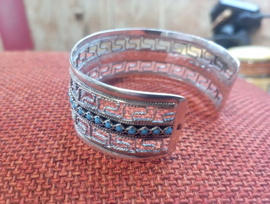 Родирана сребърна гривна 26,6 грама