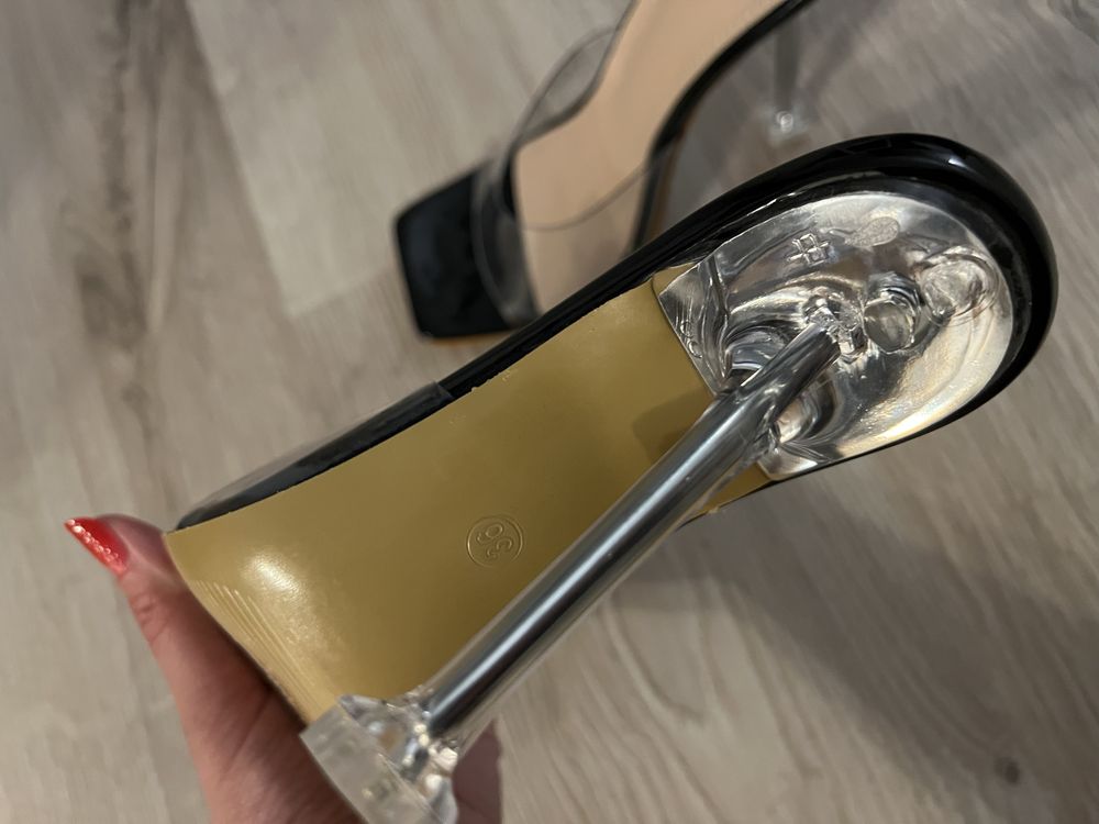 Sandale noi 36 cm, toc aprox 12 cm