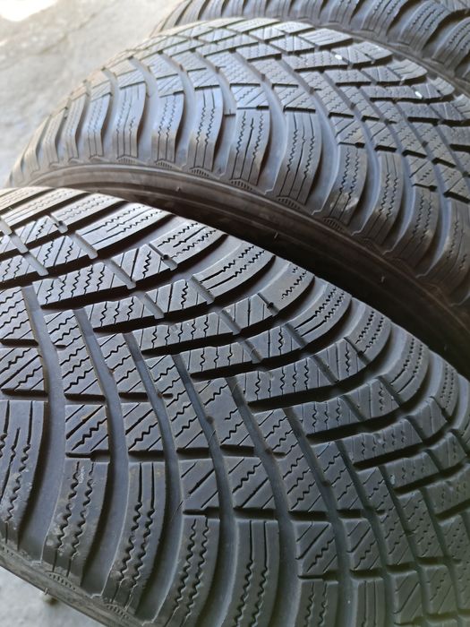 Зимни гуми -2022г.-16цола-215/60-1бр.-110лв."HANKOOK"-като нови
