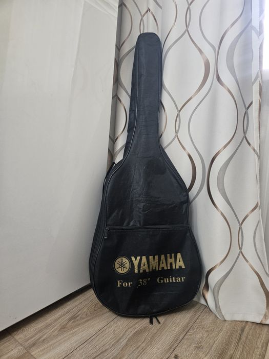 Акустическая гитара Б/У